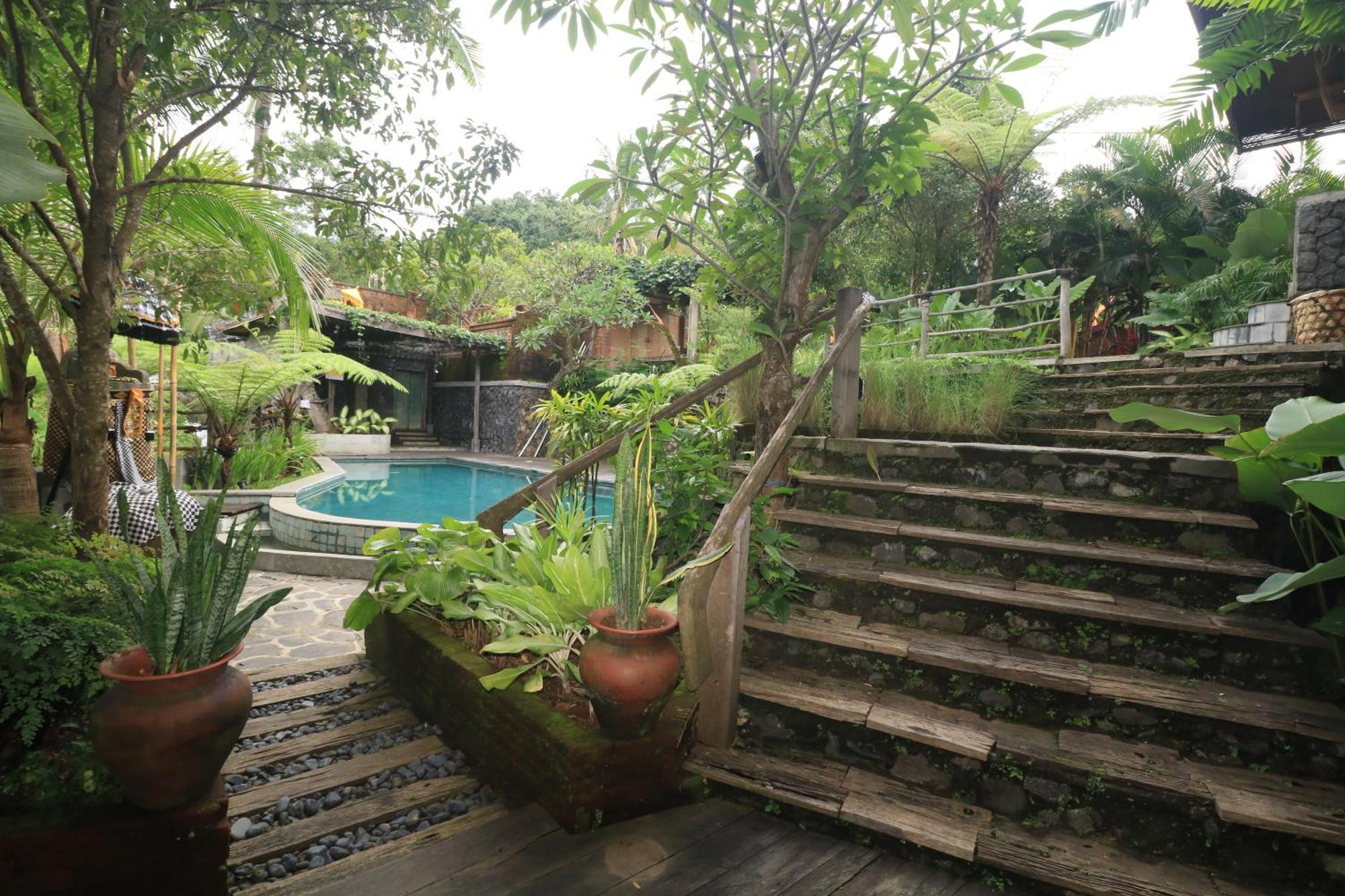 Omantra Home Bali Singaraja Esterno foto