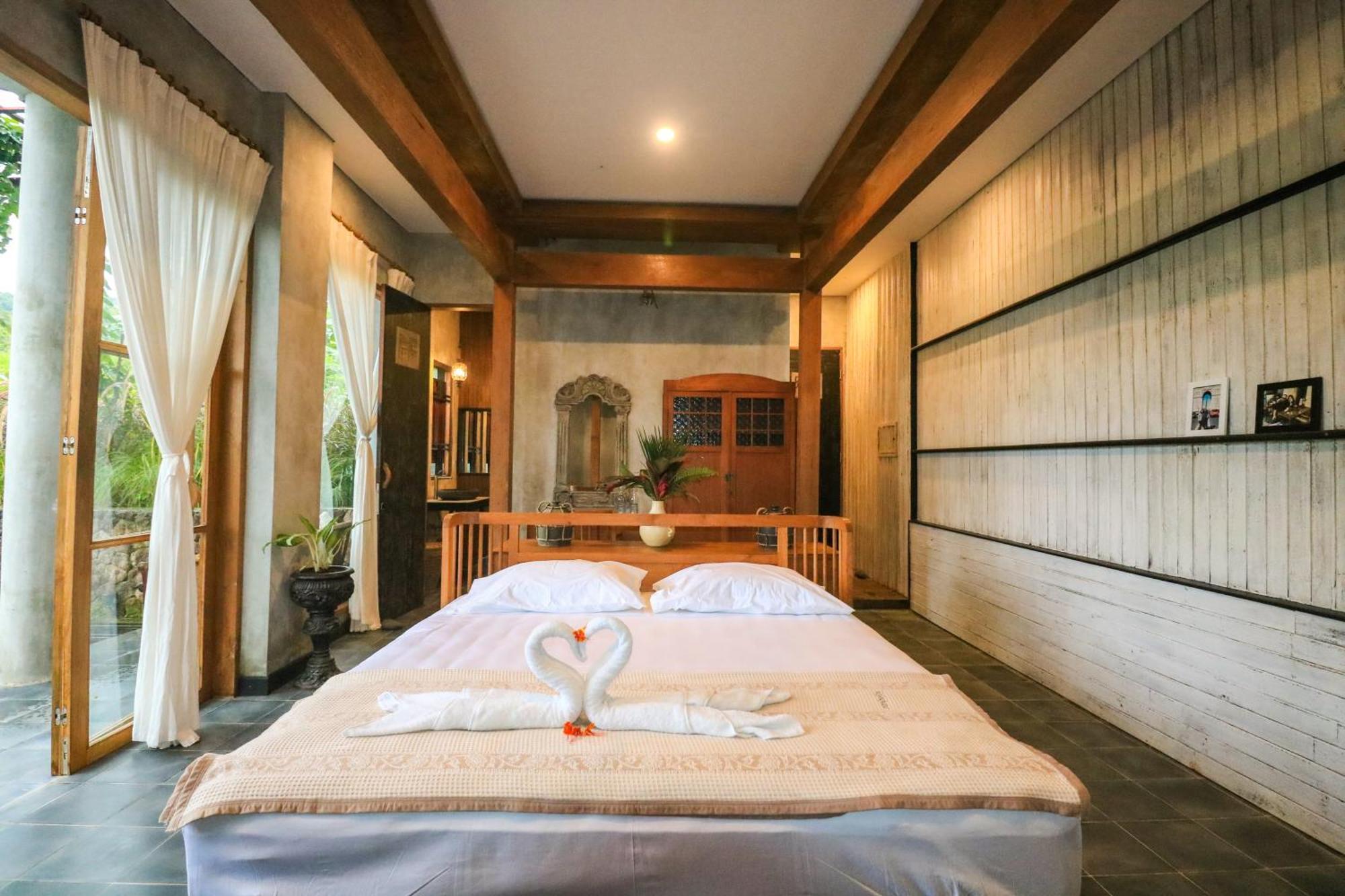 Omantra Home Bali Singaraja Esterno foto