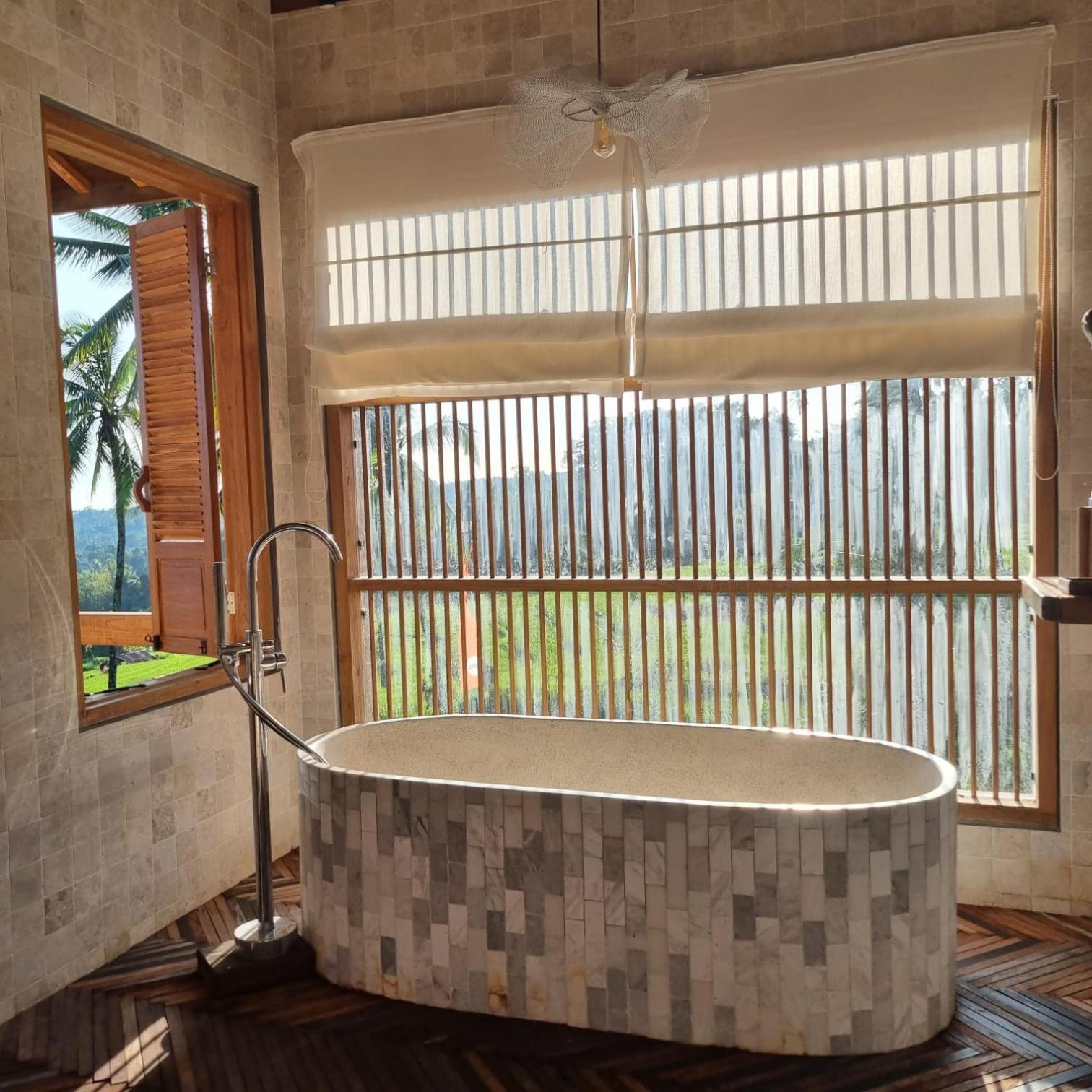 Omantra Home Bali Singaraja Esterno foto